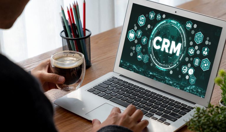 лучшие CRM системы